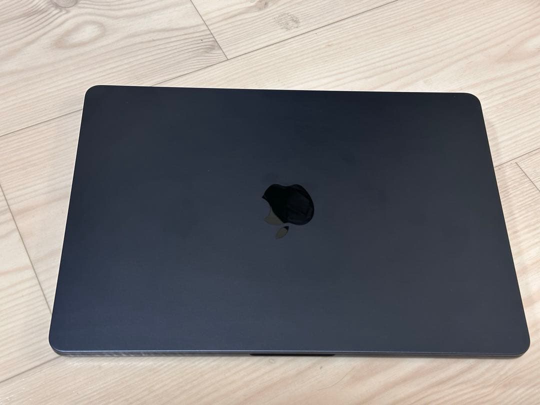 MacBook本体 macbook air m2 8 / 512GB