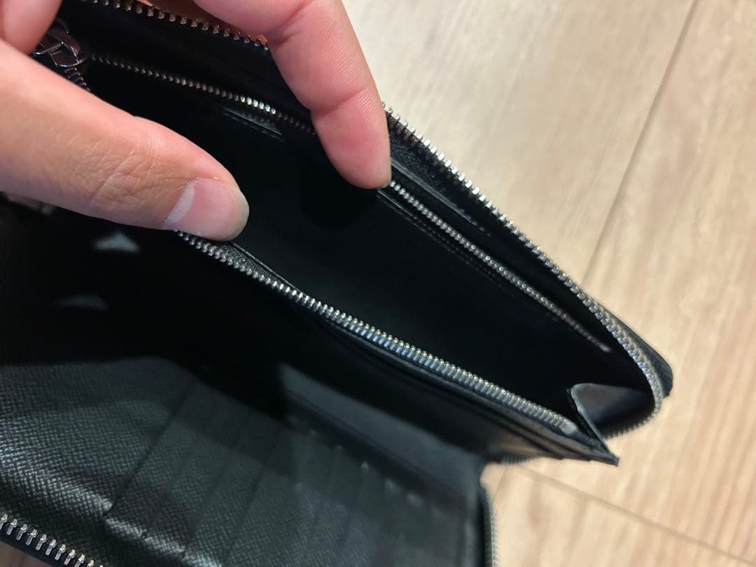 値段交渉あり定価140000円　 Louis Vuitton エピレザー 長財布