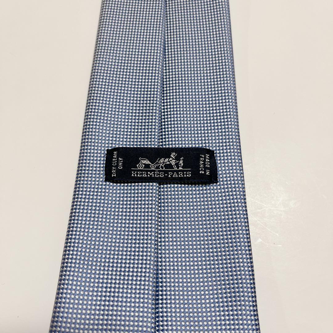 美品 エルメス ネクタイ ハイブランド ソリッドタイ 無地 光沢 希少 ビジネス