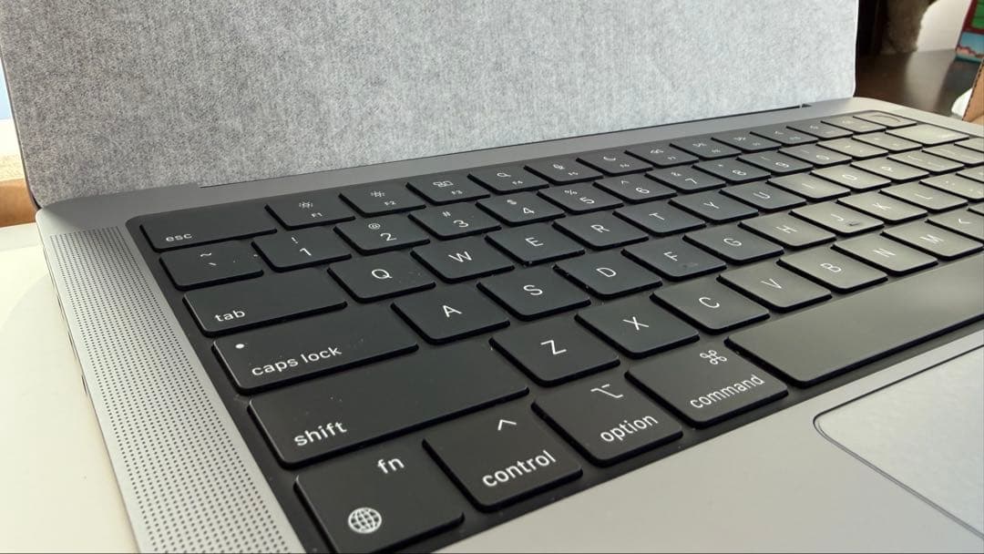 r*o様 US配列/極美品 MacBook Pro 14 M3 1TB Sグレイ