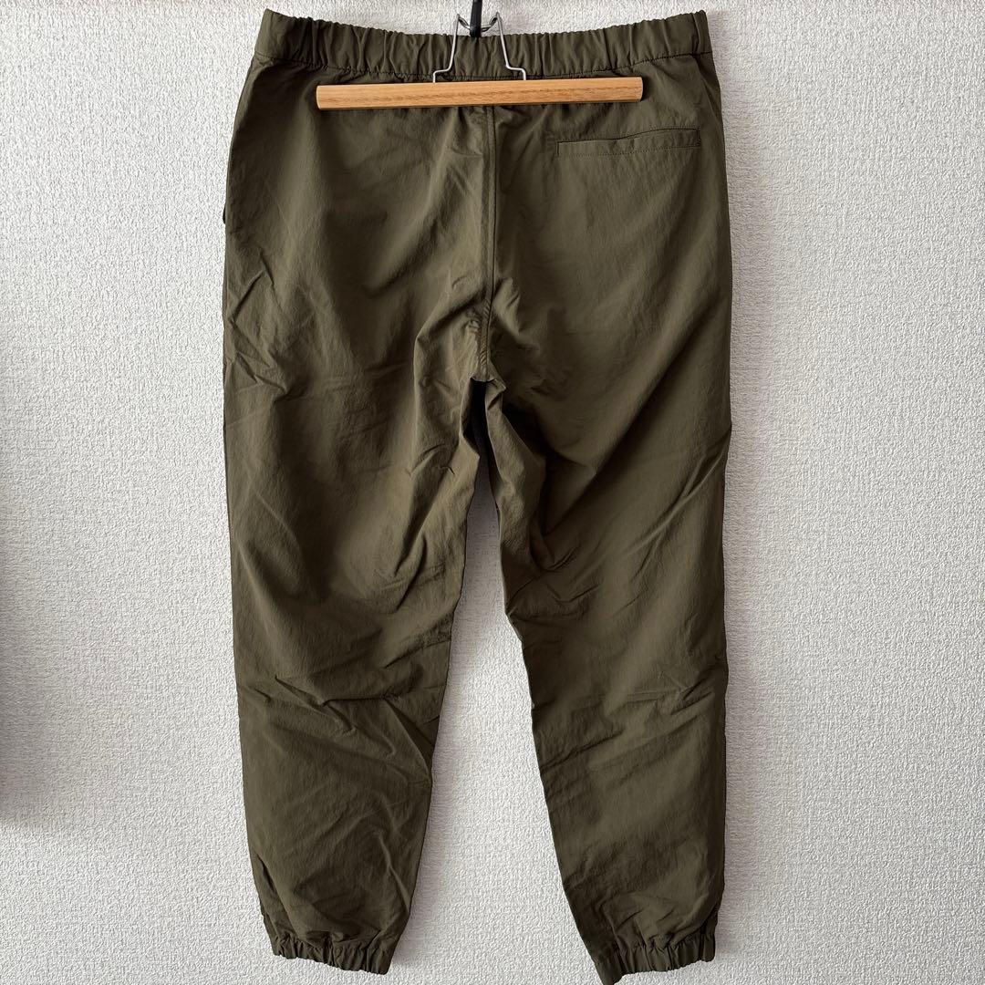 newbalance ニューバランス　ナイロンセットアップ