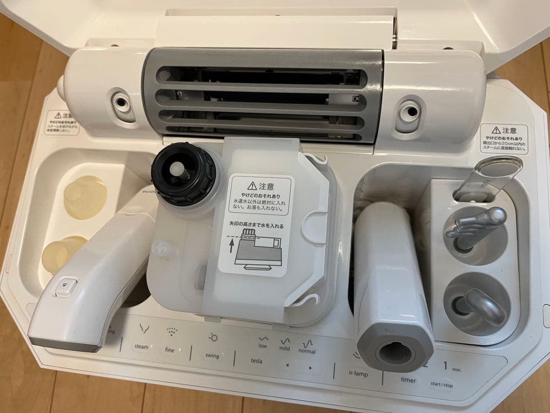 激大幅お値下げ！サキナ（ルルシェ）美顔器 美品 おまけ付き