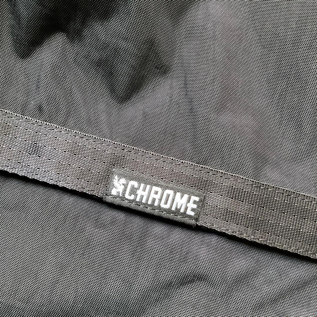 CHROME COURIER FLAP メッセンジャーバッグ 20L　ブラック