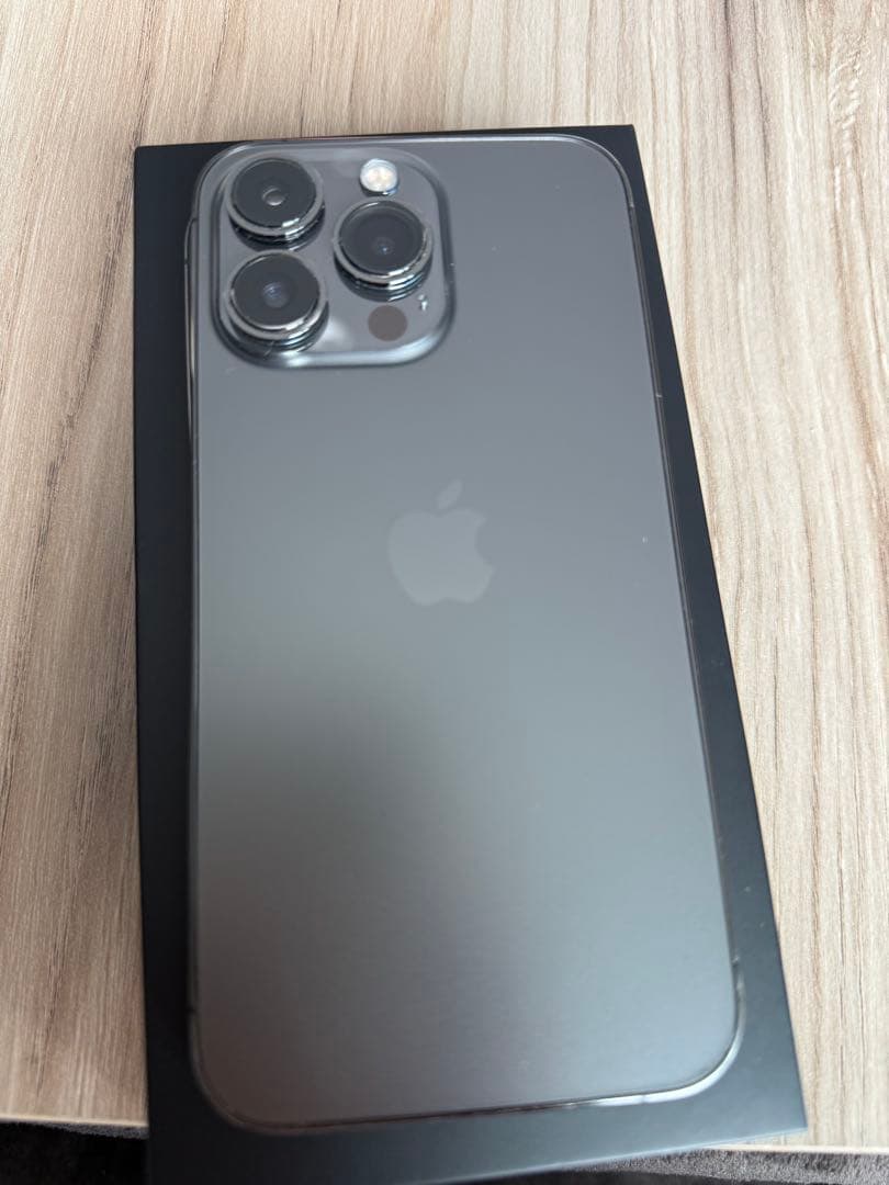 携帯電話本体 iPhone13pro 1TB