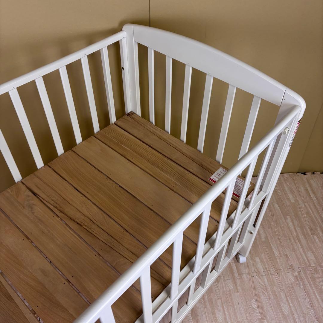 ☆除菌清掃済☆美品☆カトージ　立ちベッド　シンプルコンフォートF　白　すのこ床板