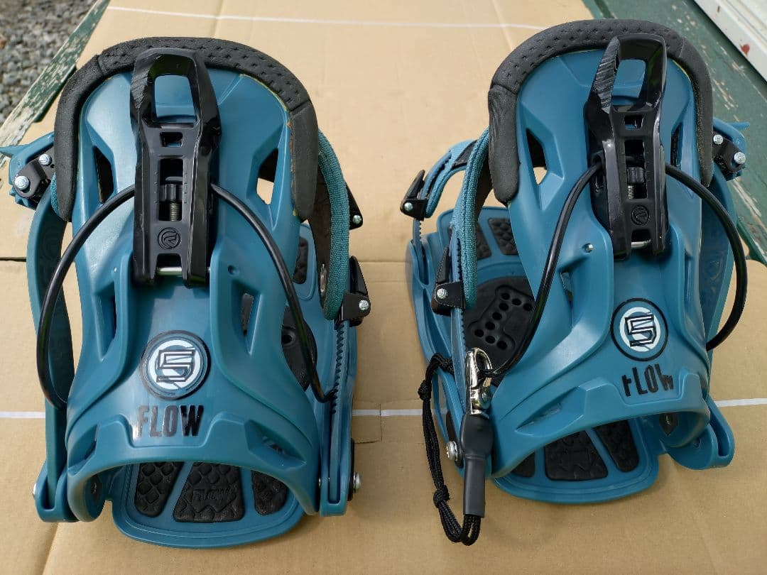 FLOW スノーボードビンディング ブルー