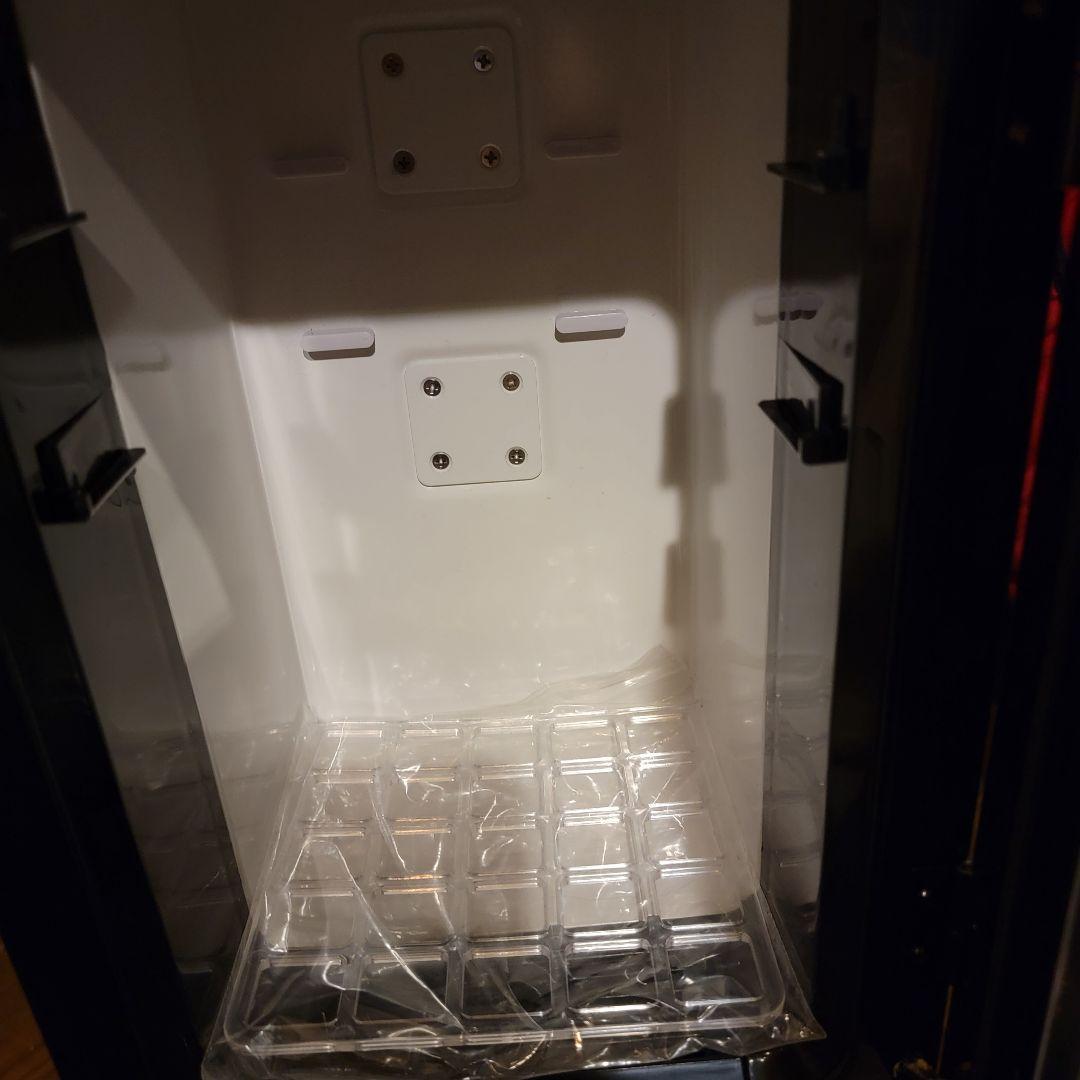 美品　持ち運び便利な冷温庫 １０L