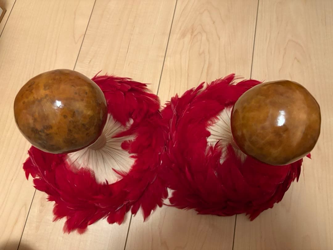 ウリウリ　着脱不可　2個セット　小さめ　赤ウリウリ　フラダンス