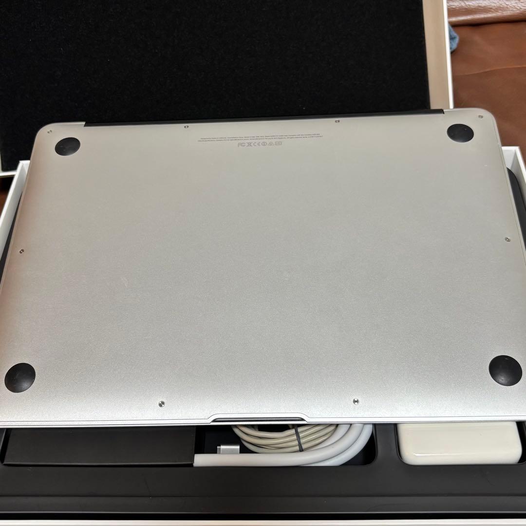 Macbook Air 13インチ A1466 2013