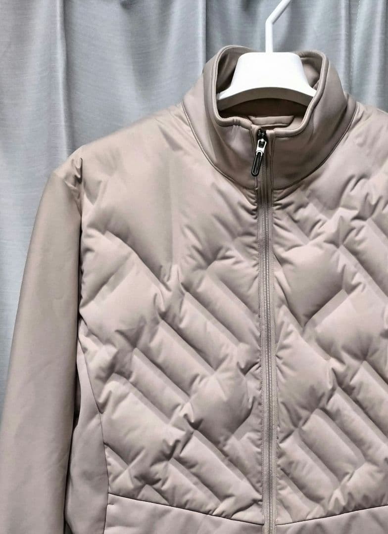 美品　デサントゴルフ　タウンジャケット　ベージュ