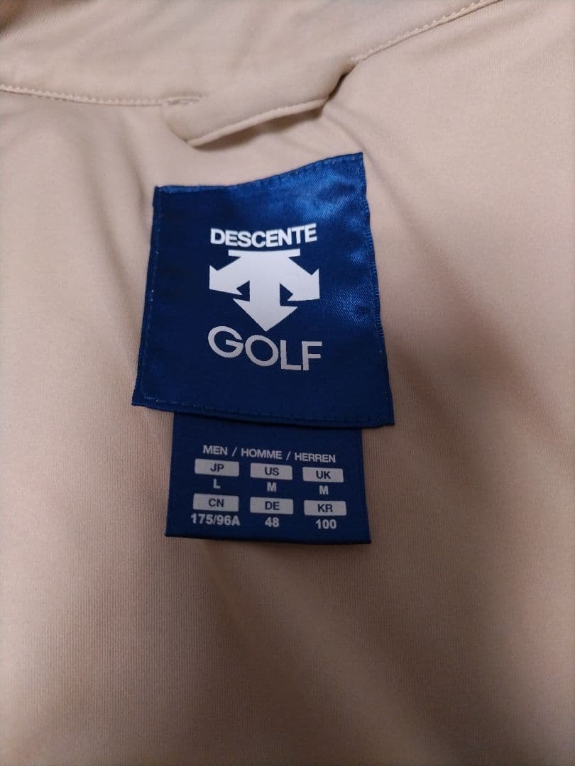 美品　デサントゴルフ　タウンジャケット　ベージュ