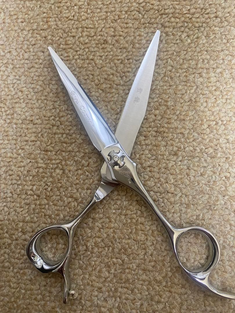 ステンレス製散髪用シザー