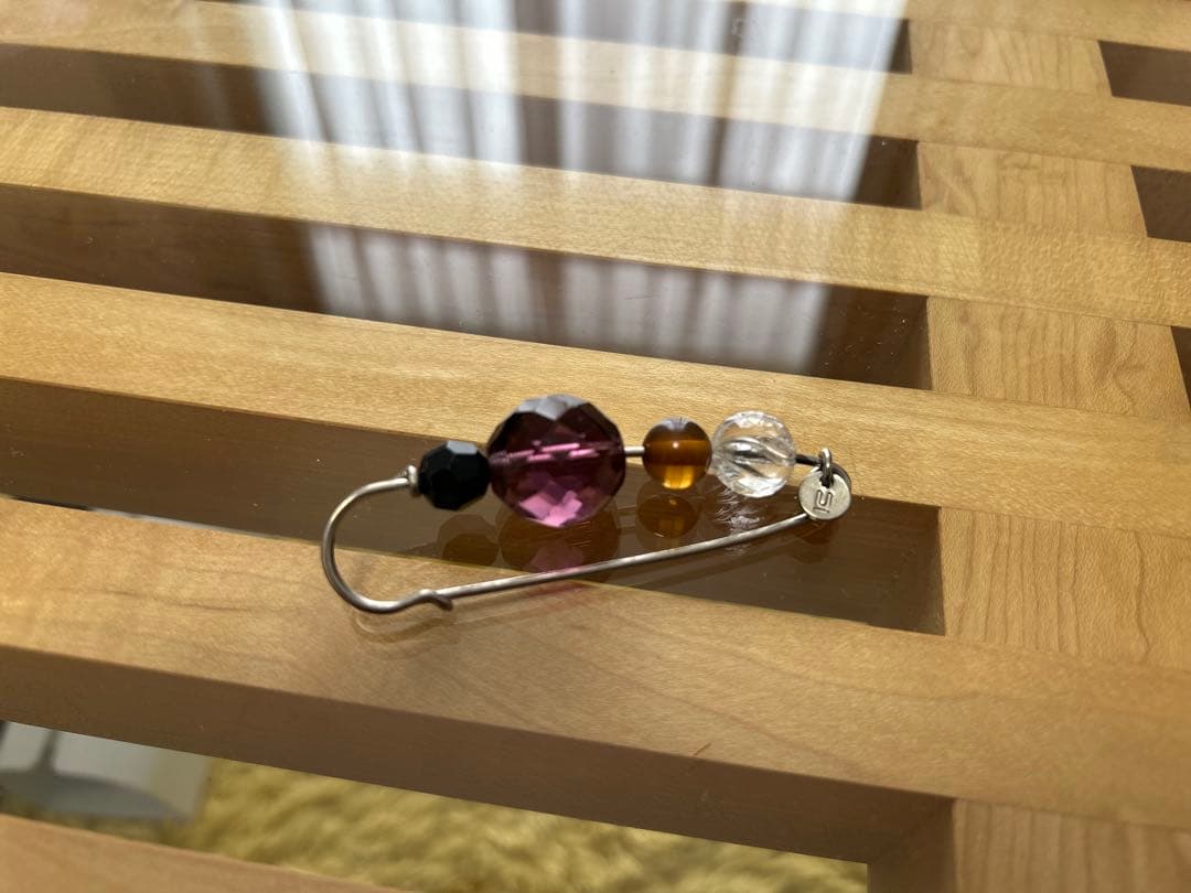 アンダーカバーundercoverアンティークビーズブローチ①but期