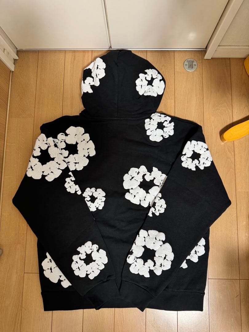 トップス Cotton Wreath Zip Hoodie Black