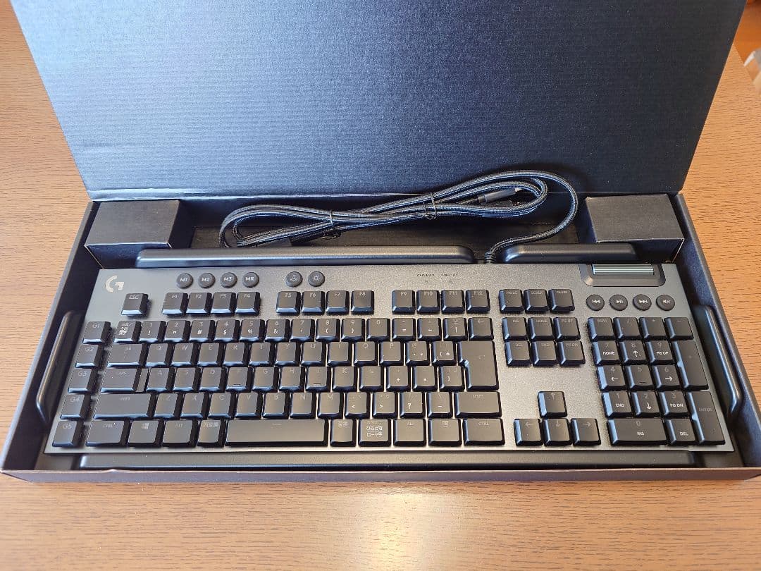 Logitech G813 有線キーボード　美品