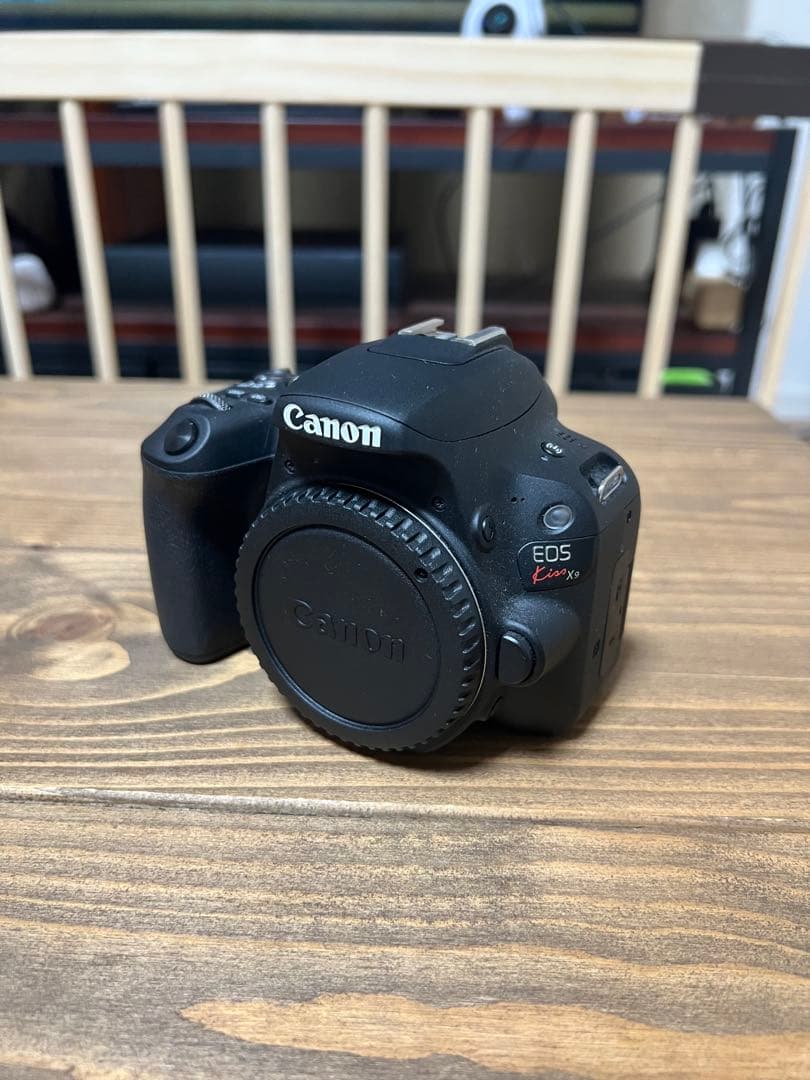 Canon EOS Kiss X9 デジタル一眼レフ　カメラセット