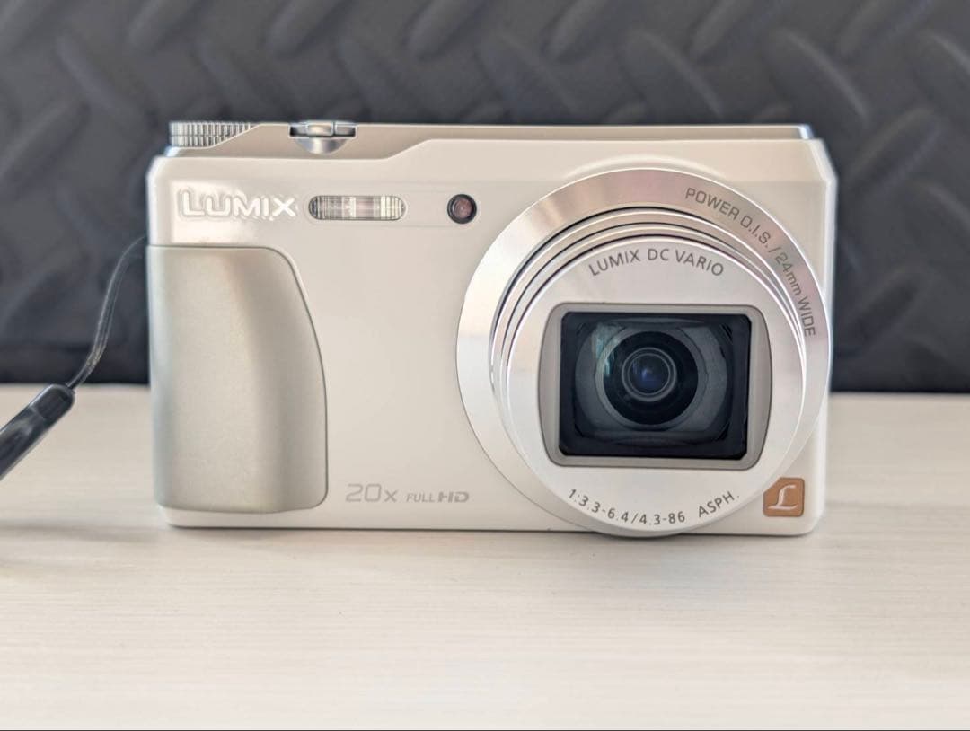 Panasonic LUMIX TZ55 コンパクトデジタルカメラ