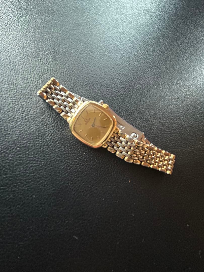 OMEGA オメガDevile クォーツ腕時計 スクエア