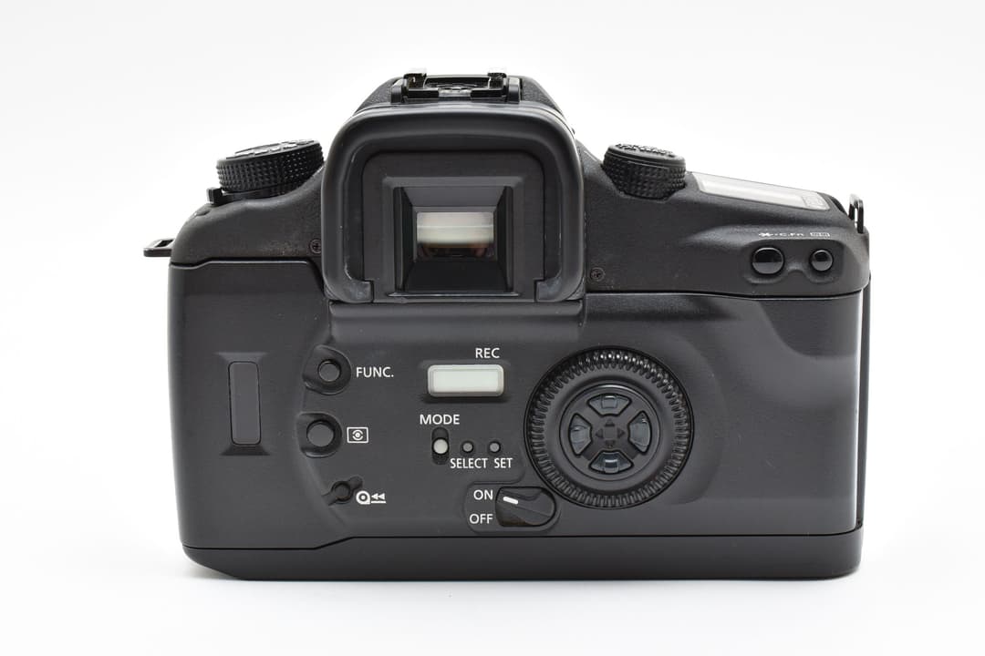 R*2様 CANON EOS 7s ズームレンズセット