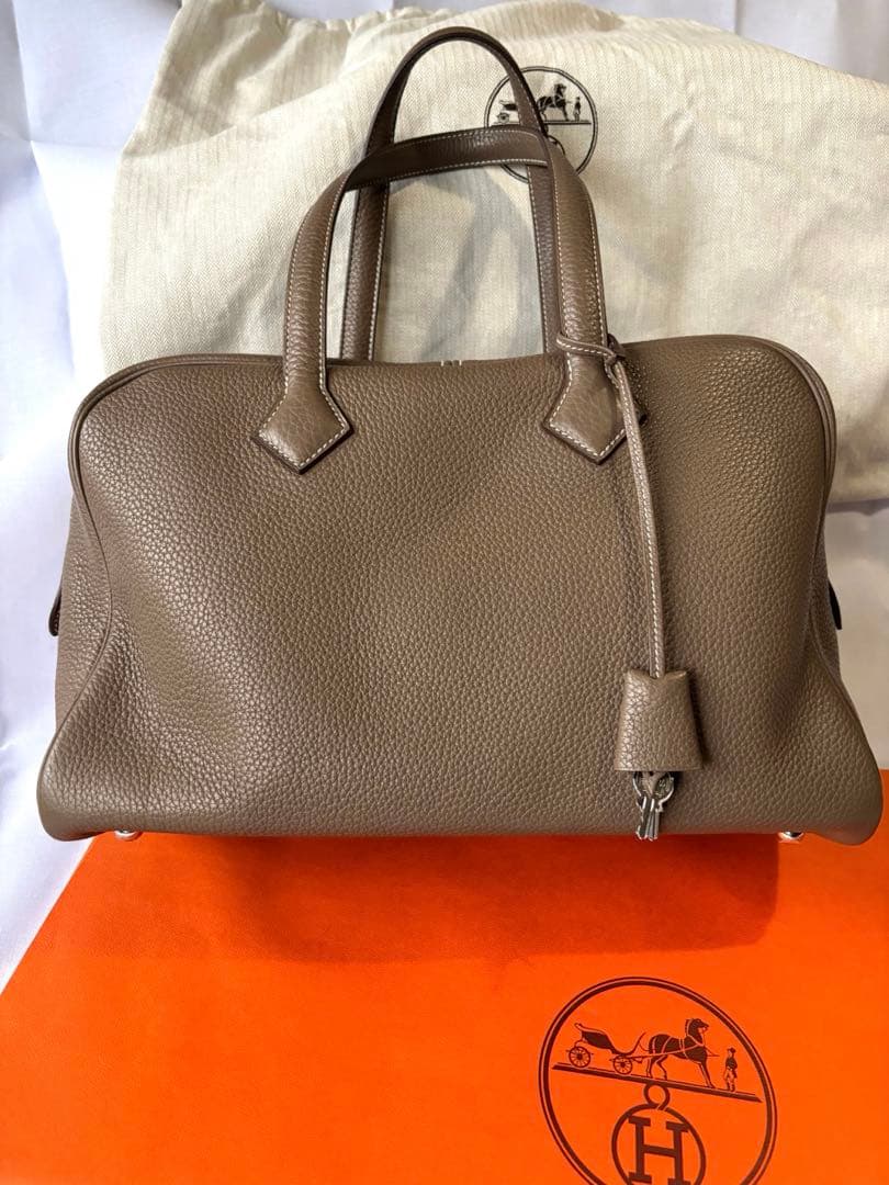 【美品】Hermesエルメスヴィクトリア35エトゥープQ刻⭐︎付属品あり