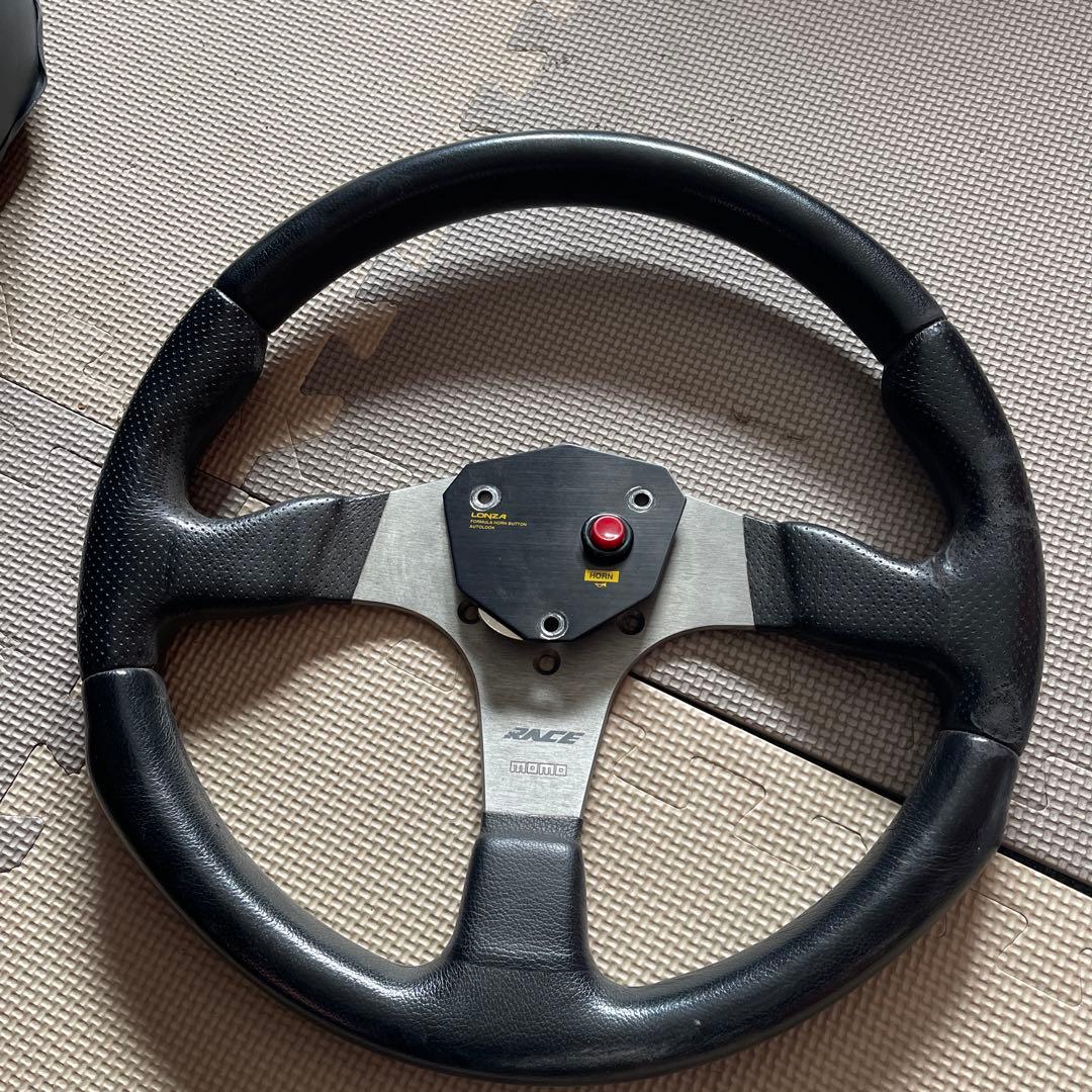 MOMO スポーツ ステアリングホイール
