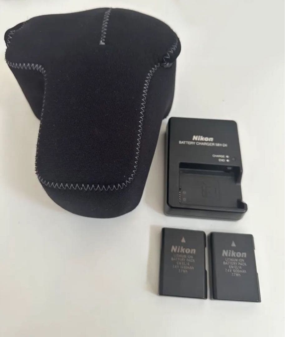 【みさん専用】美品Nikon D5200 デジタル一眼レフカメラ