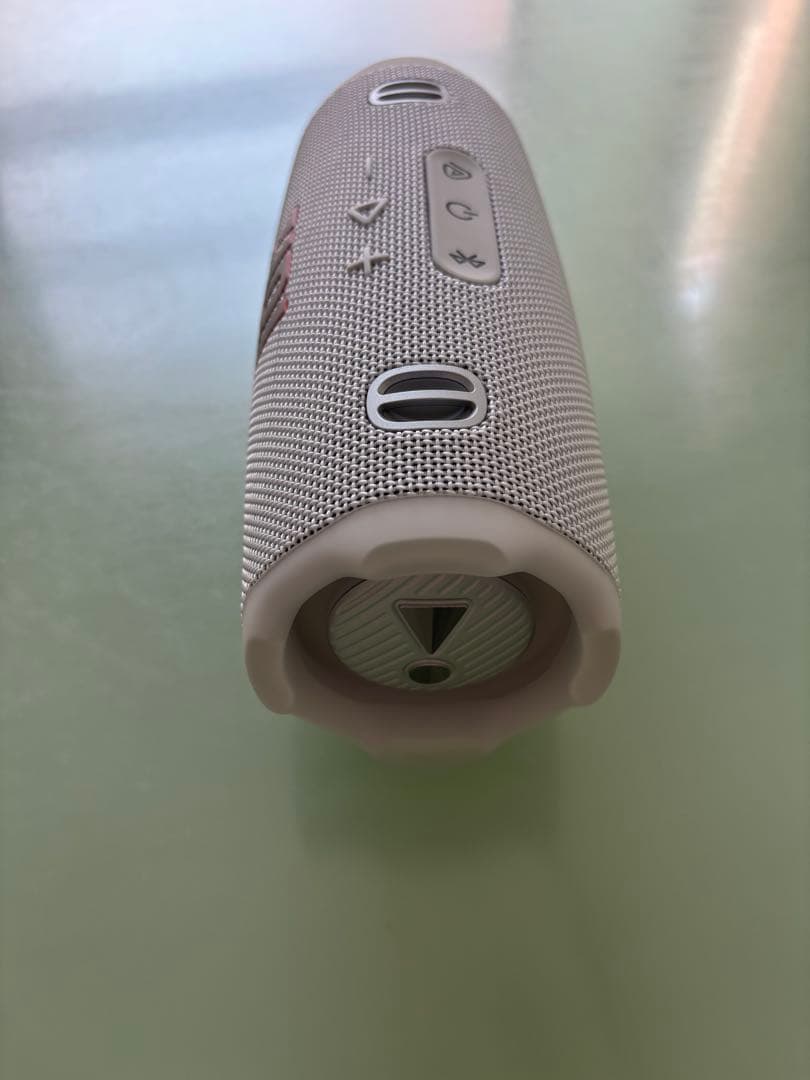 JBL Charge6 ワイヤレススピーカー ホワイト