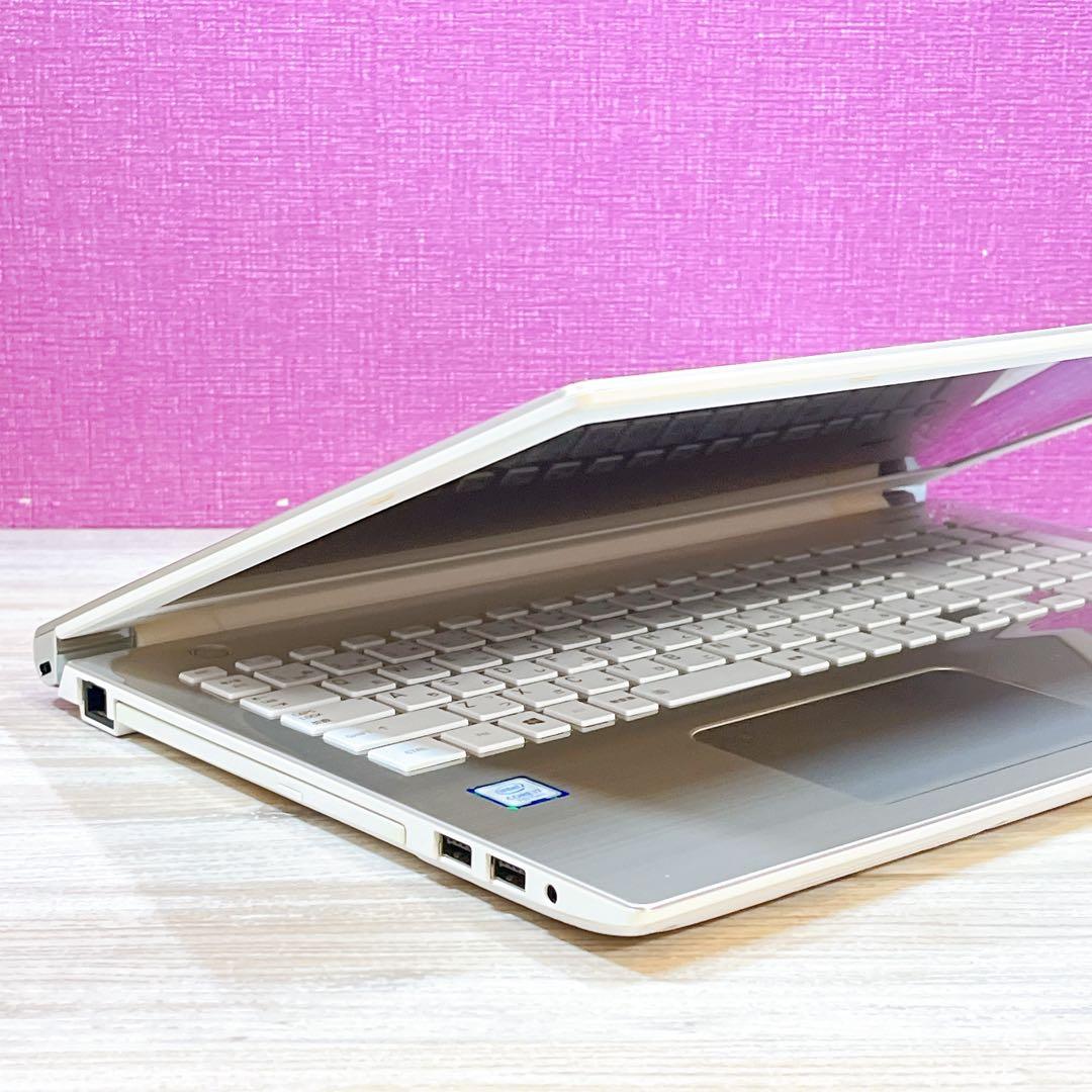 Corei7✨メモリ8G✨Win11✨すぐ使えるノートパソコン✨カメラ✨大容量