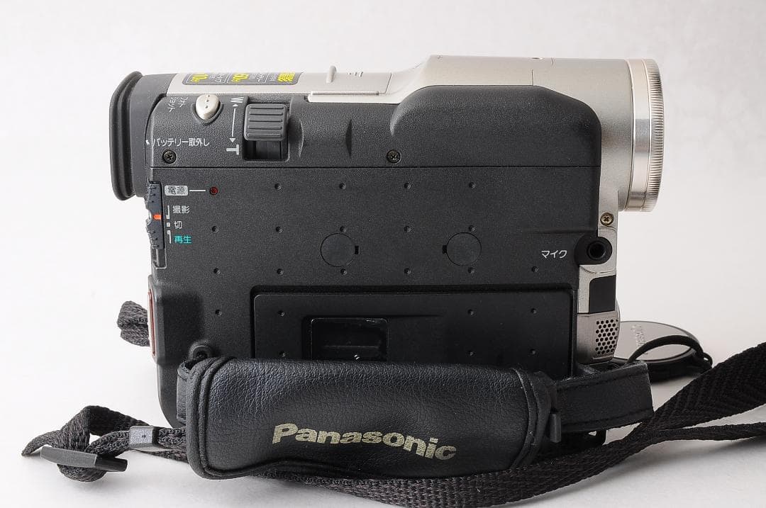 美品 箱付き パナソニック デジタル ビデオカメラ NV-DS9 @4102