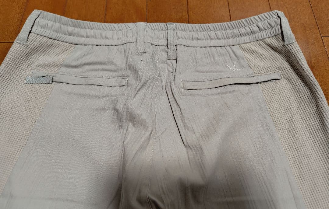 ［新品未着用］1PIU1UGUALE3 RELAX パンツ グレー Lサイズ