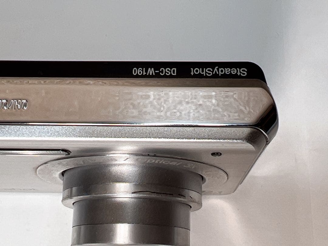 Sony Cyber-shot DSC-W190コンパクトデジタルカメラ