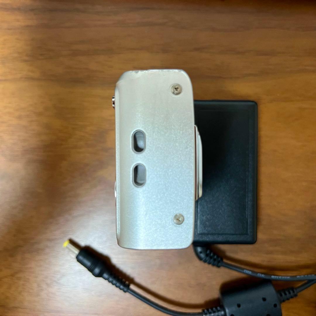 FUJIFILM FinePix F31fd デジカメ 初期化済み 付属品あり