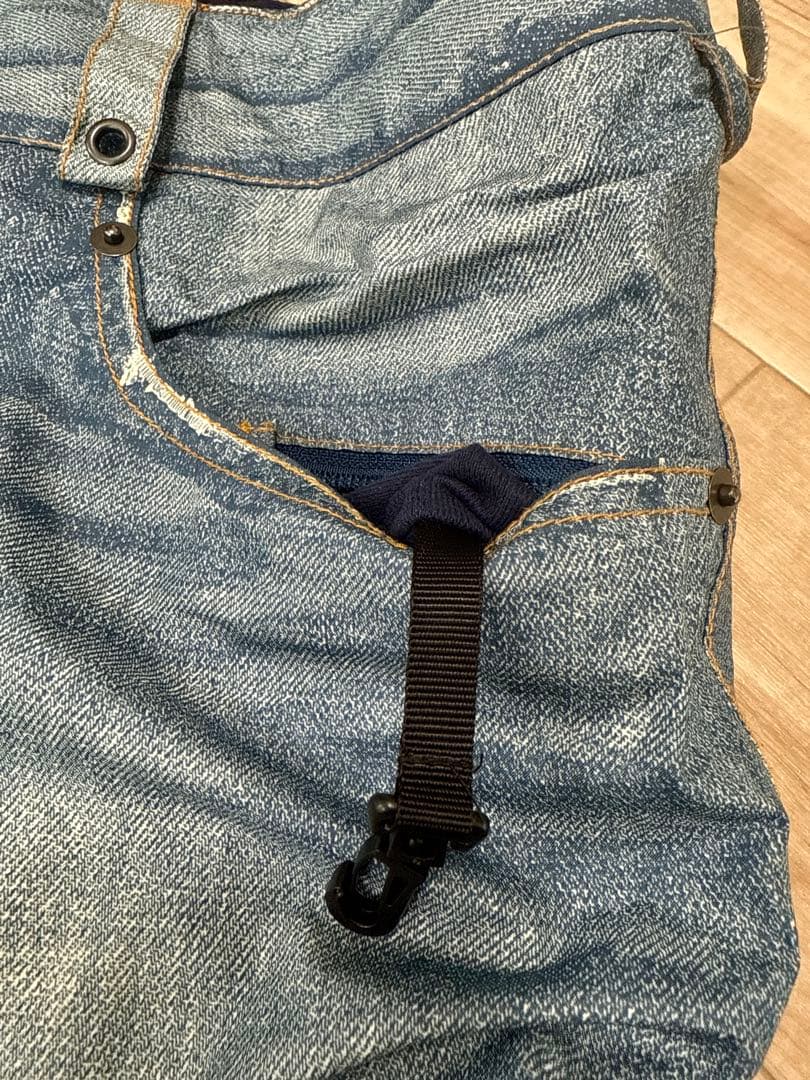 【美品】バートン BURTON GORE-TEX スノーボードパンツＬデニム柄