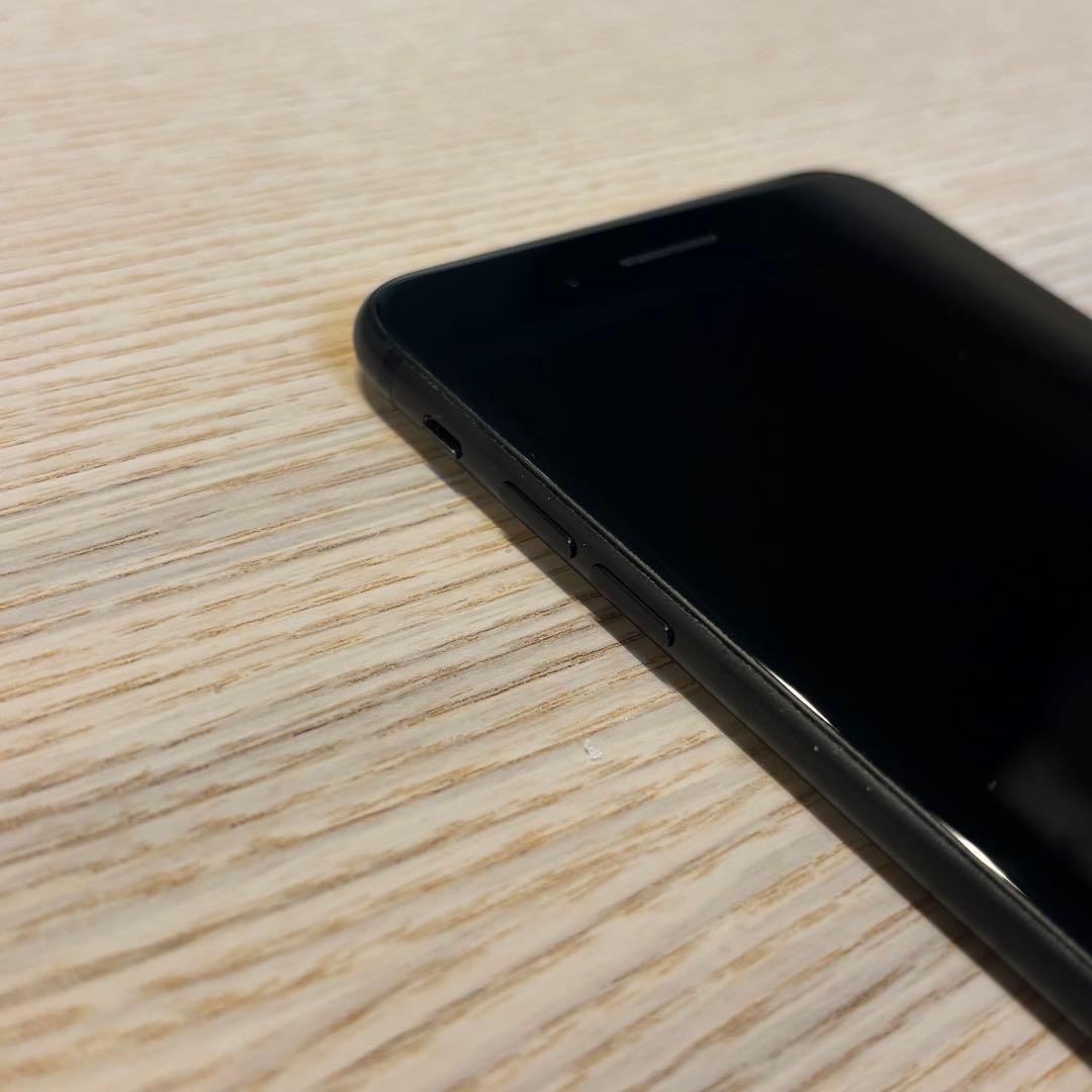 iPhone7 plus ブラック　256GB