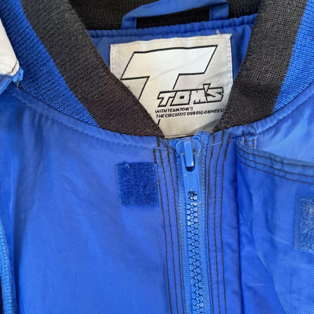 TOM'S TOYOTA ナイロンジャケット　XL相当　刺繍　レーシングab