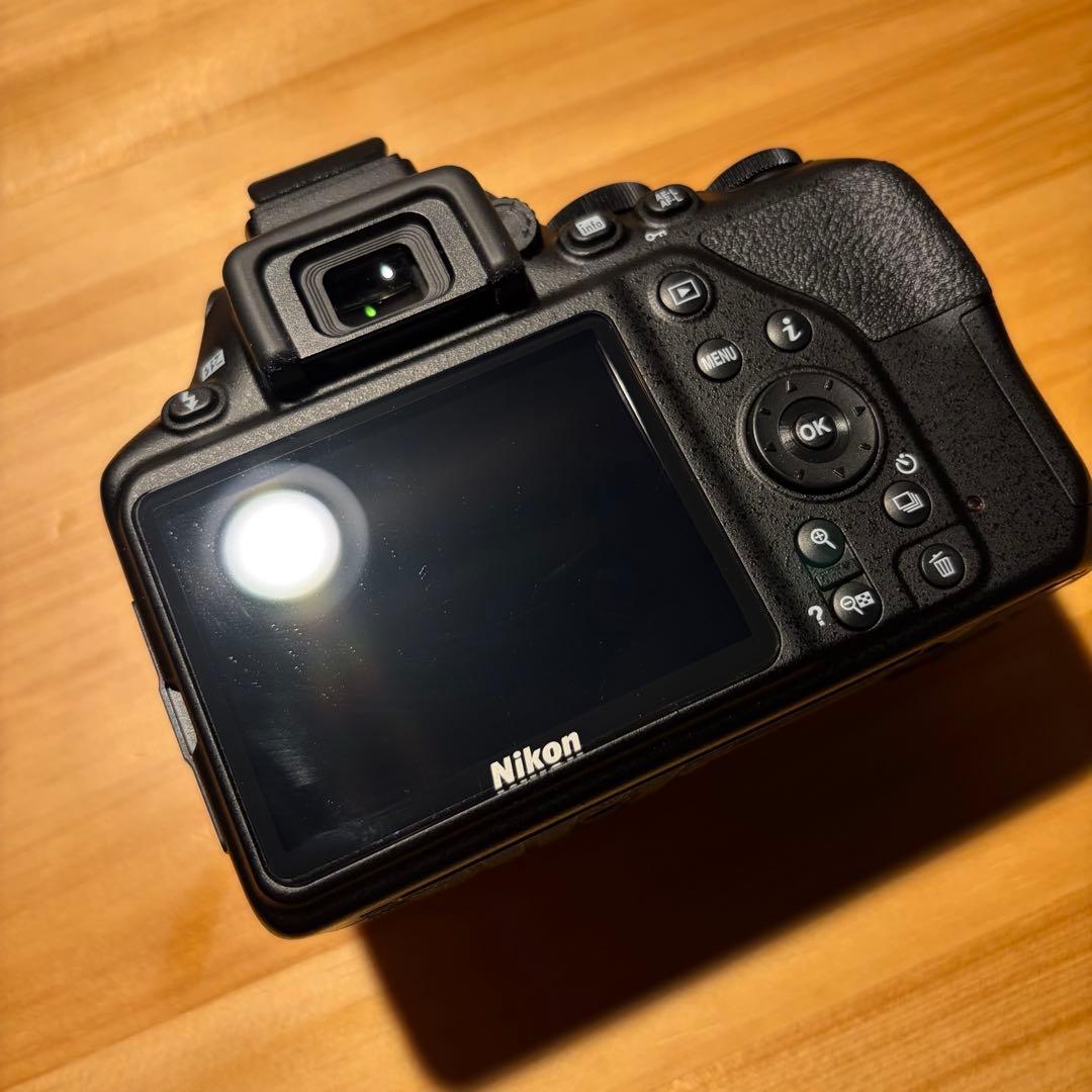 【美品】Nikon D3500 本体＋レンズ2種セット