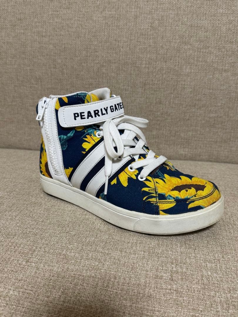 PEARLY GATES 花柄ハイカットスパイクシューズ