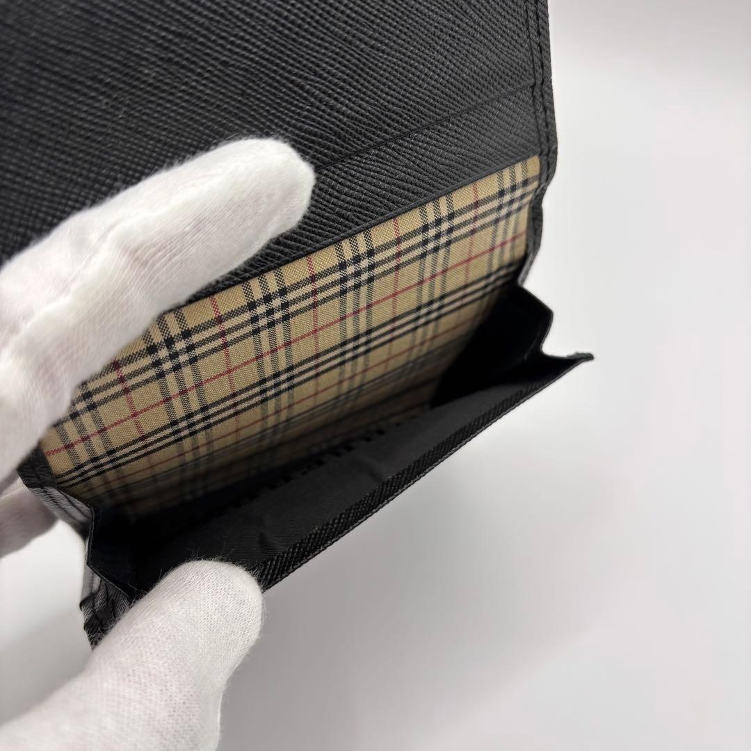 【美品】BURBERRY　名刺入れ　カードケース　ブラック　型押し　ノバチェック