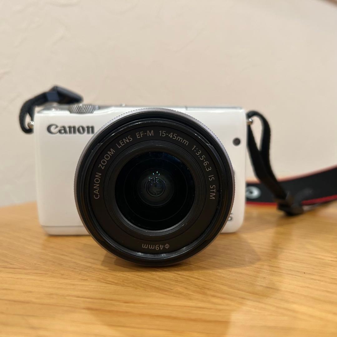 Canon EOS M10 ミラーレス　一眼