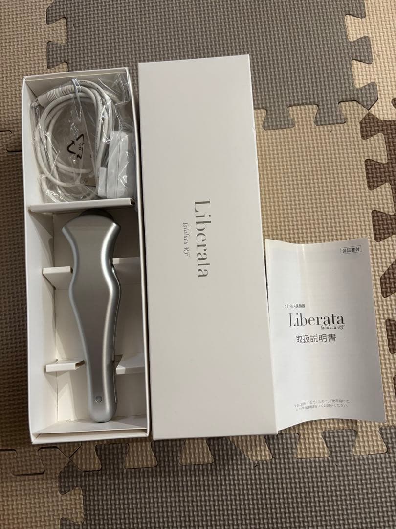 Liberata 美顔器 LEDライト機能付き