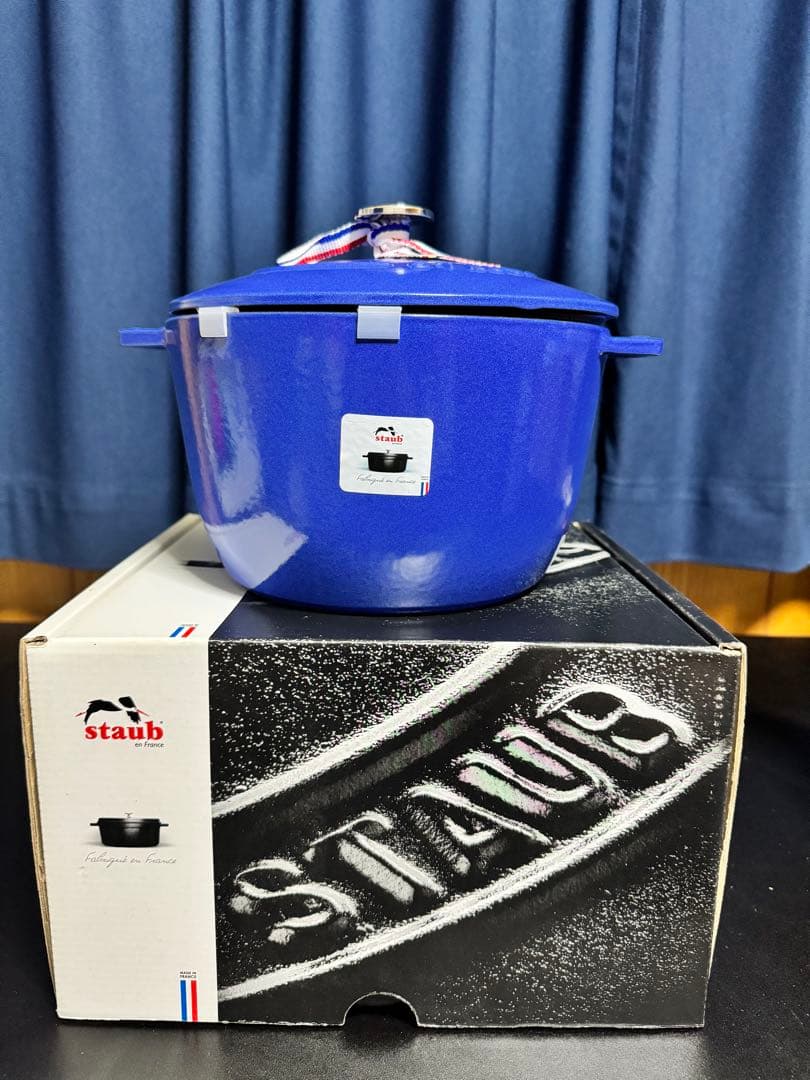 新品Staub 両手鍋 ラココット　DE GOHAN 20センチ　ブルーベリー