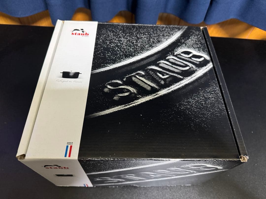 新品Staub 両手鍋 ラココット　DE GOHAN 20センチ　ブルーベリー