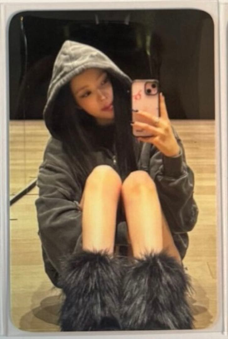 MEOVV シンガポール　ポップアップ　買い上げ　トレカ　ナリン　narin