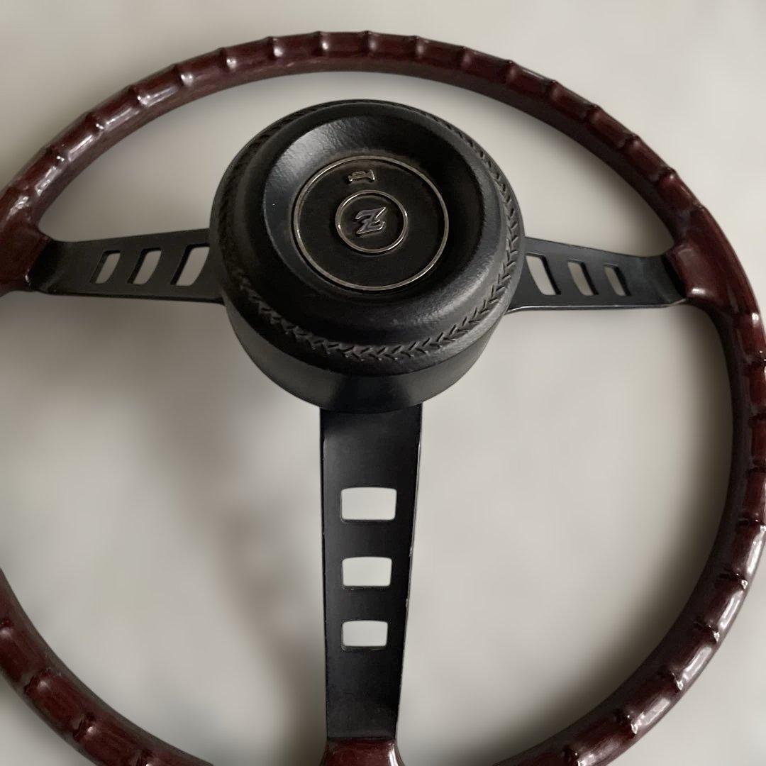 ダークブラウン ステアリングホイール 3本スポークフェアレディZで使用しました