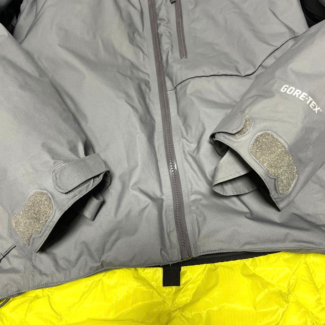 レア！BURTON AK457 DOWN JACKET【S】ダウンジャケット