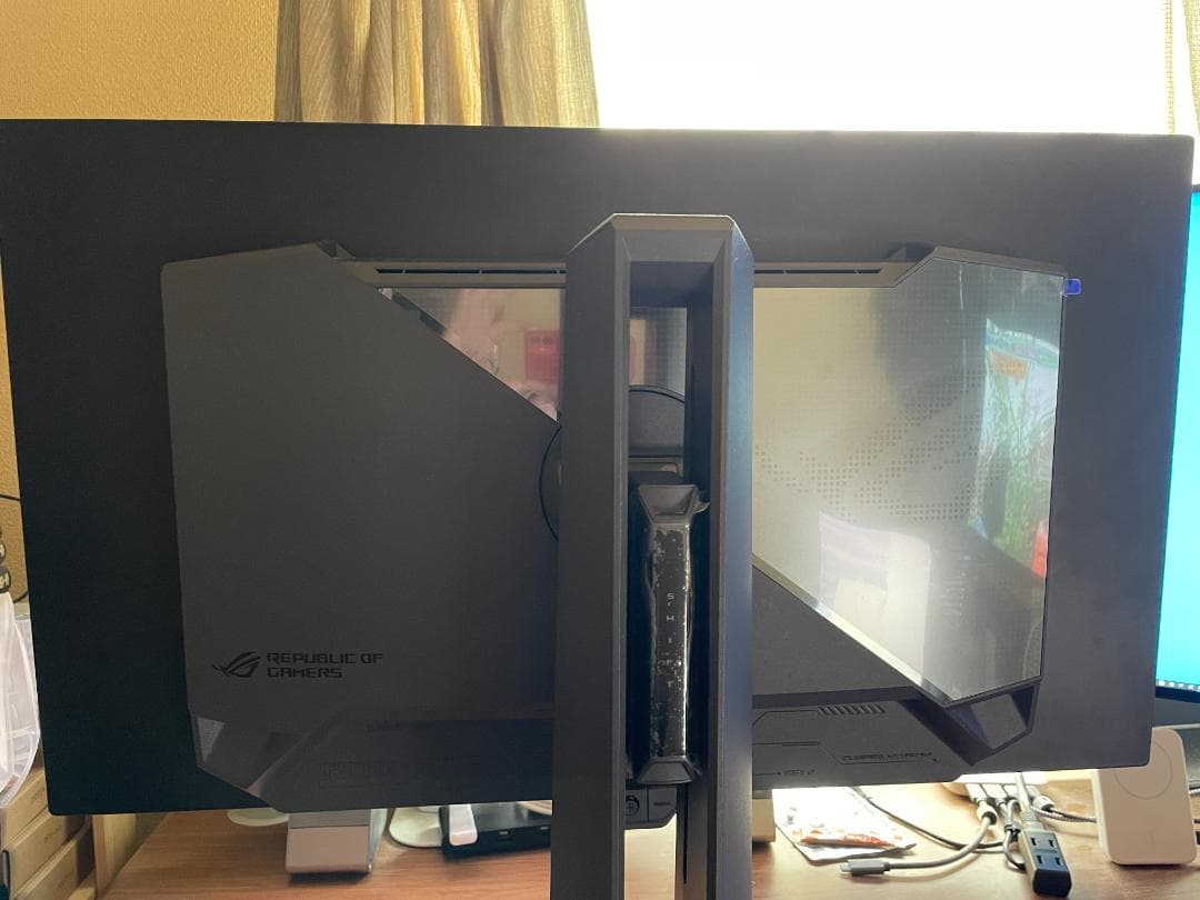 ASUS ROG PG27AQDM ゲーミングモニター