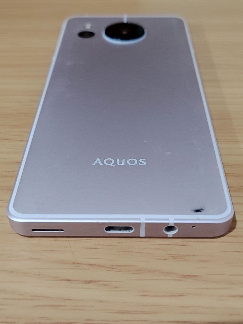 美品 AQUOS sense8 SHG11 ライトカッパー SIMフリー