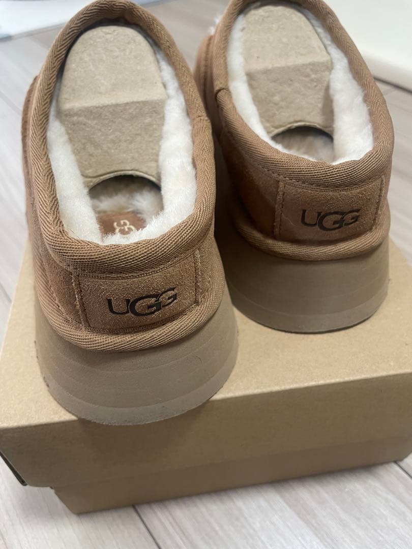 靴 UGG Bea Mary Jane Chestnut