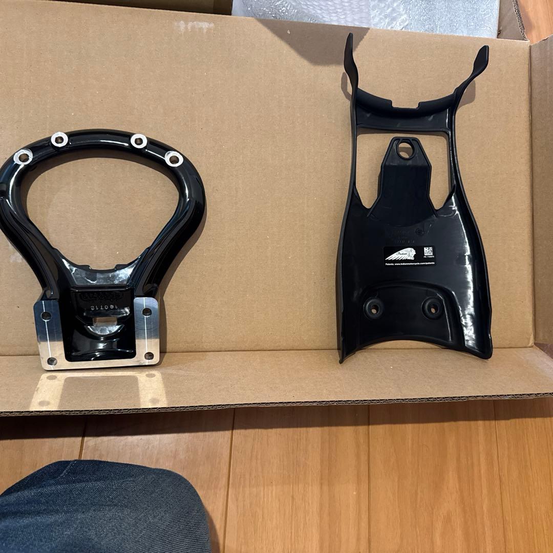 インディアン　スカウトボバー　トゥエンティ　純正シート