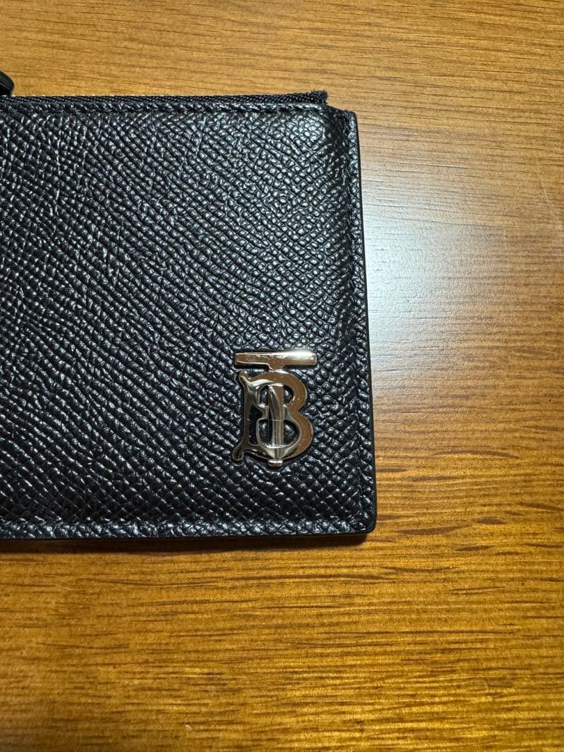 新品未使用級　BURBERRY ブラックレザー ケース　パスケース